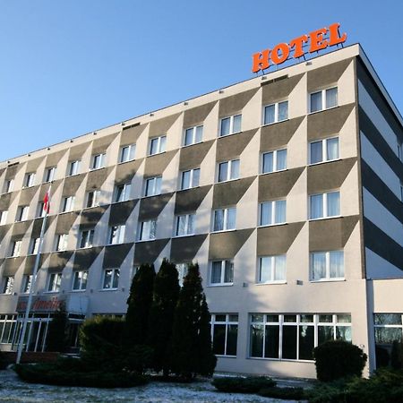 Hotel Amelia Быдгощ Экстерьер фото